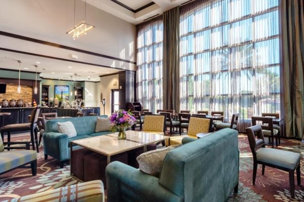 love hotels in Houston - Staybridge Suites 3